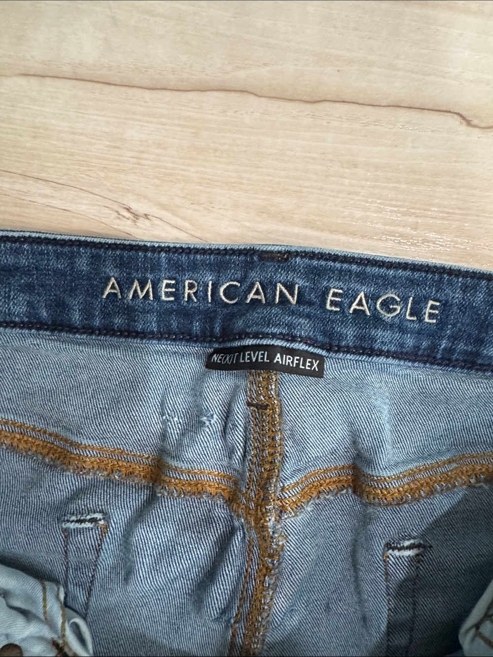 American Eagle Outfitters Men’s Light Blue Jeans with Gold Stitching